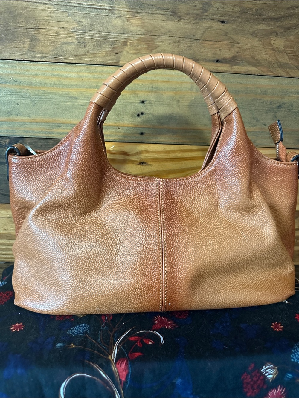 ⭐️ISWEE bag- 100% soft leather!!! Gorgeous! Christmas gift.